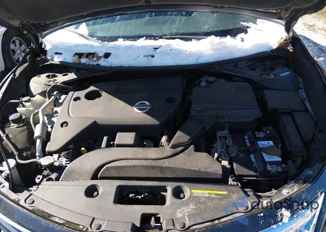 2013 Nissan Altima 2.5 S z USA, uszkodzony, nr VIN 1N4AL3AP1DN559094